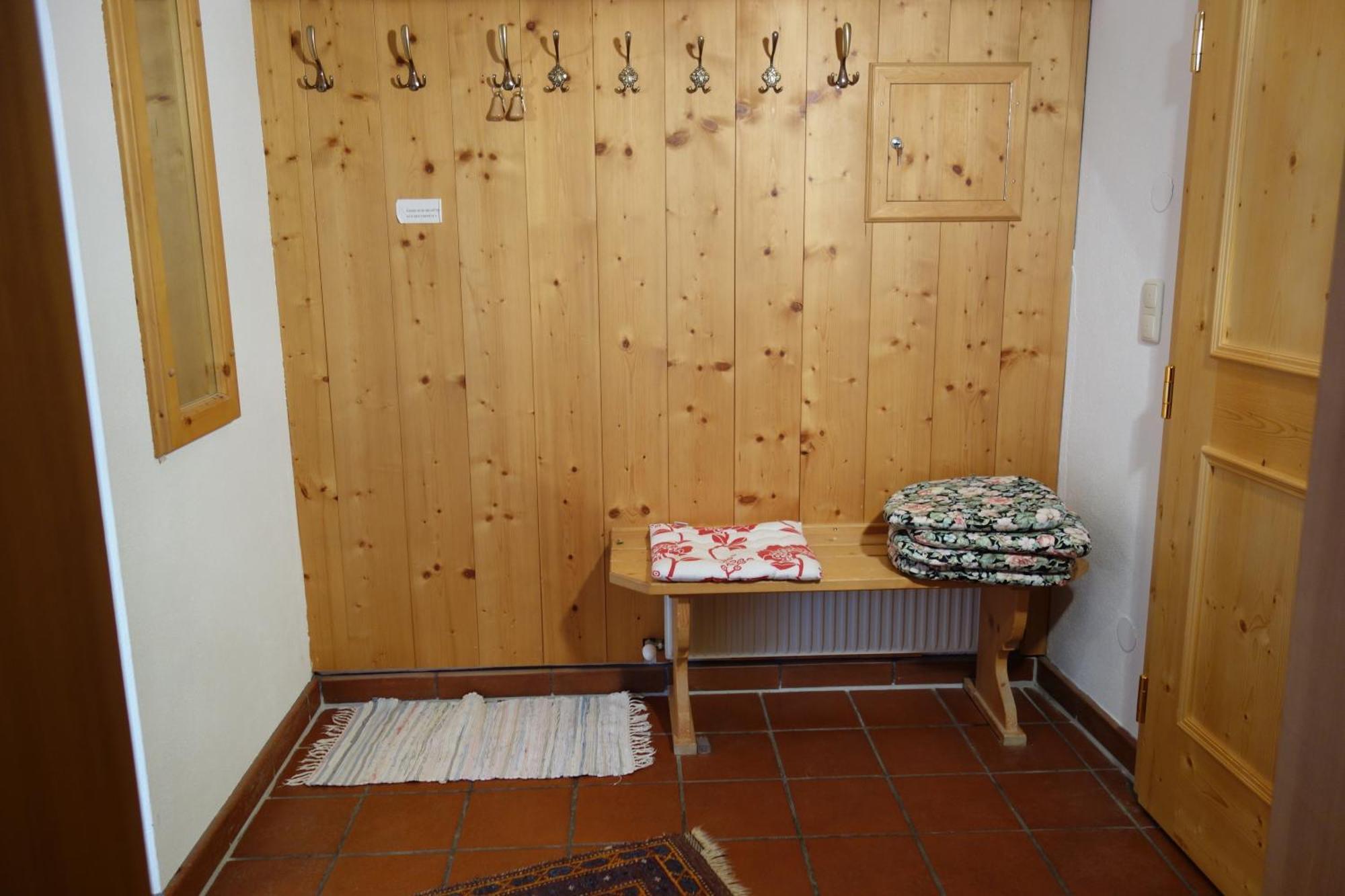 Brunnenhof Apartments Pettneu am Arlberg Room photo