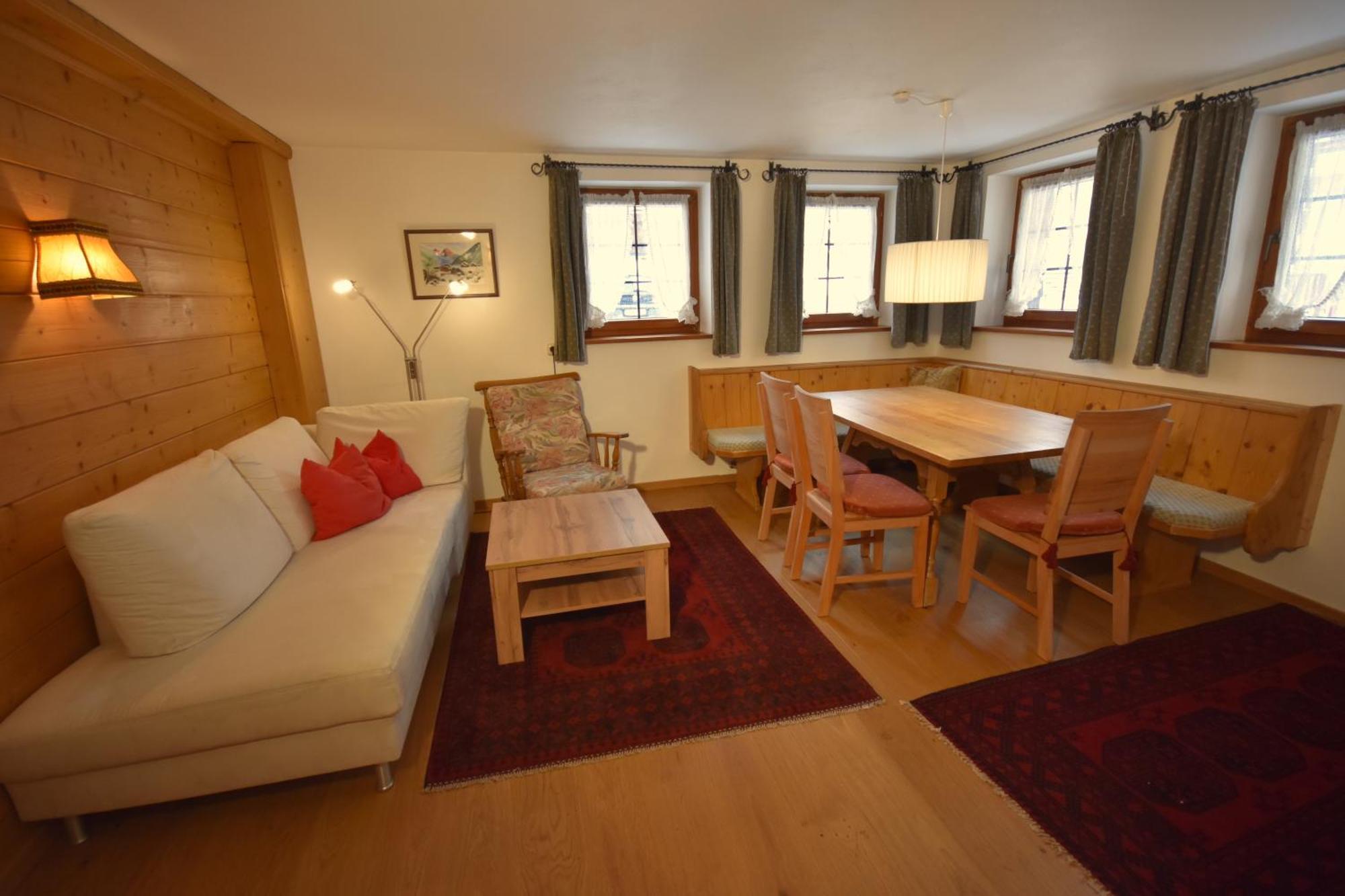 Brunnenhof Apartments Pettneu am Arlberg Room photo